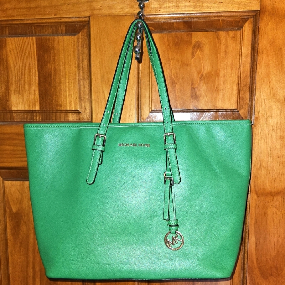EUC Michael Kors Tote